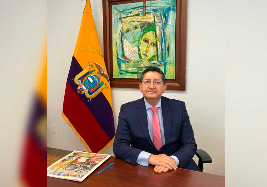 Imagen de José Sandoval, Cónsul de Ecuador en New York