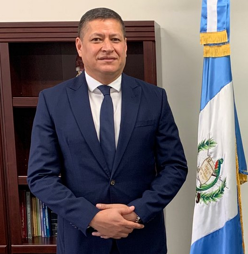 Cónsul de Guatemala en Oklahoma. Sr. Cristobal Adalberto Herrera Dubón.